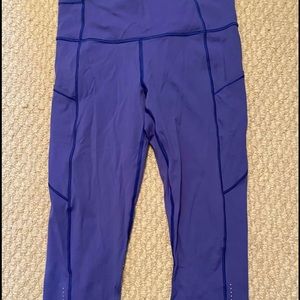 Lululemon crop workout pants